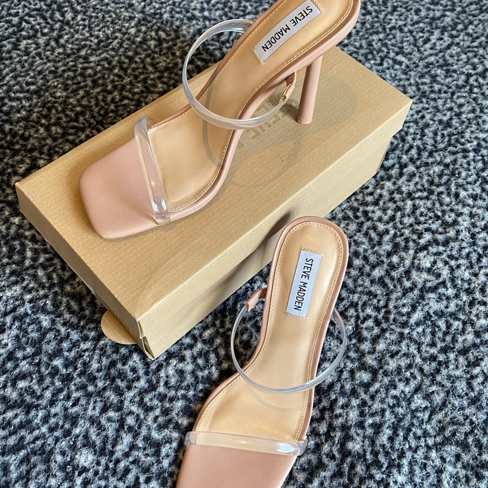 Steve Madden strappy sandals!